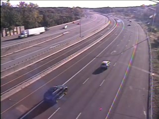 CAM 1 Vernon I-84 WB Exit 64 - Rt. 30 & 83 ( road camera