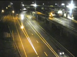 CAM 167 Waterbury RT 8 SB N/O Exit 30 - S/O I-84 vic. Sunnyside Ave.