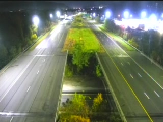 CAM 176 Plainville RT 72 MEDIAN W/O Exit 4 - Woodford Ave