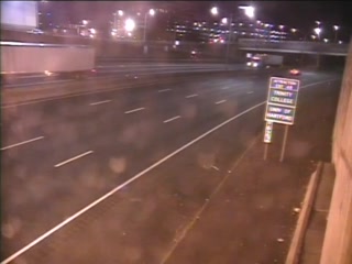 CAM 26 Hartford I-84 WB E/O Exit 48 - Trumbull St.