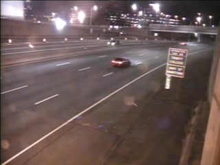 CAM 26 Hartford I-84 WB E/O Exit 48 - Trumbull St.