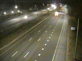 CAM 40 Farmington I-84 WB E/O Exit 39 - E/O South Rd.