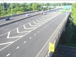CAM 116 East Hartford RT 2 EB W/O Exit 5 - R road camera