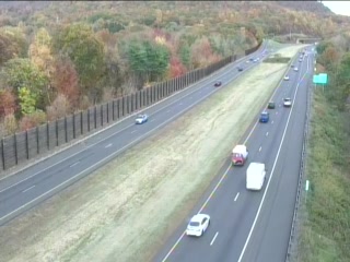 CAM 194 I-691 EB Southington W/O Exit 5 Pratt St