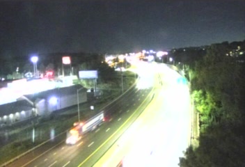 Traffic camera: CAM 71 West Haven I-95 SB N/O Exit 42 - Greta St.